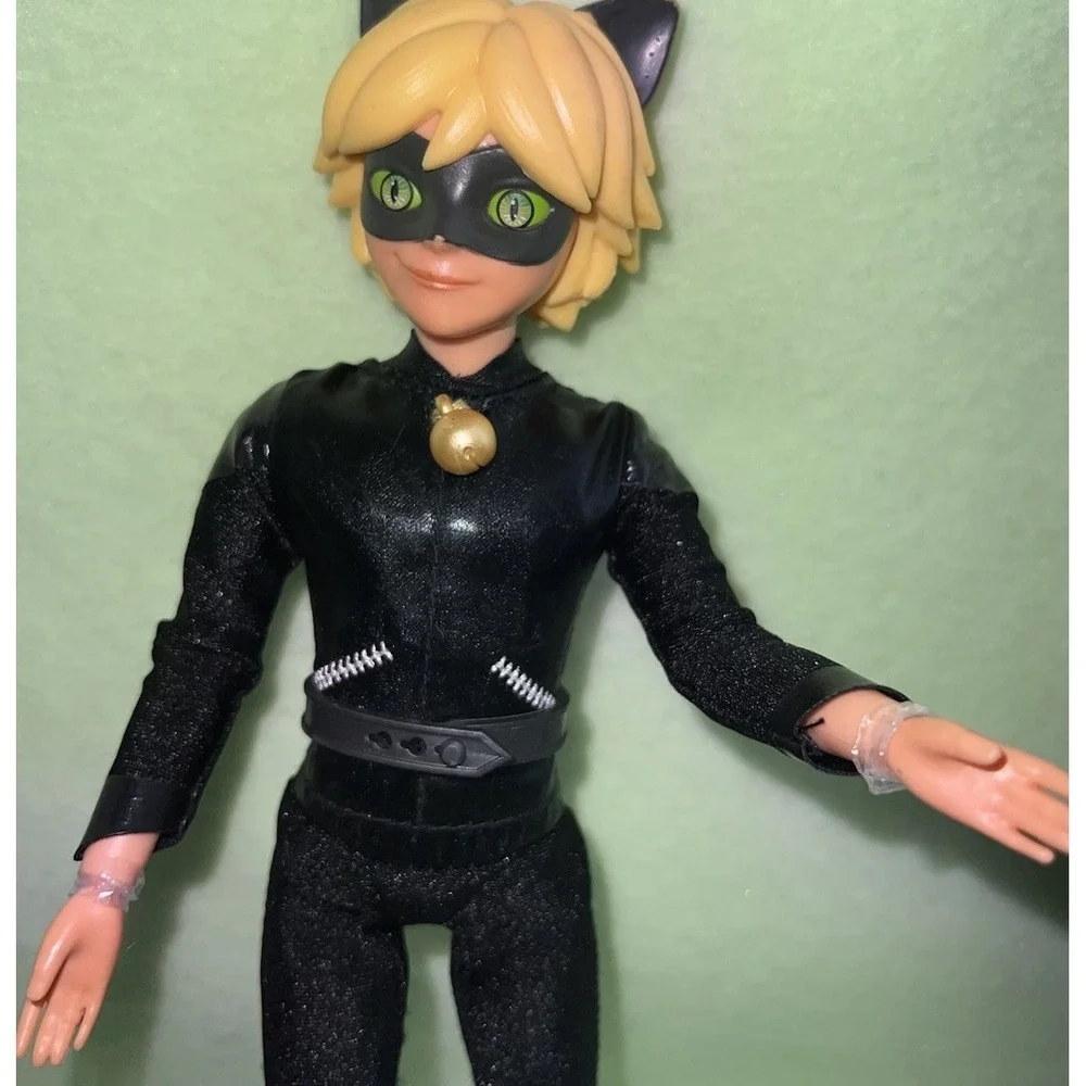 Miraculous Ladybug Cat Noir Fashion Doll Figure 11